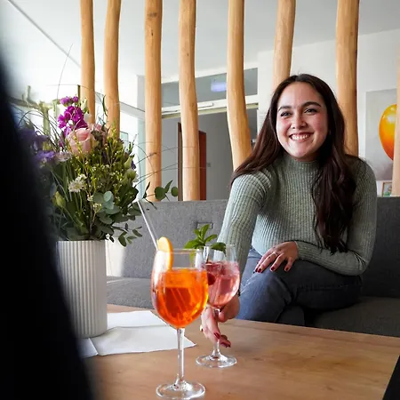 酒店 陶纳斯泰冈斯酒店 3*