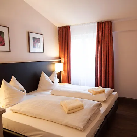 Hotel Taunustagungshotel 3*