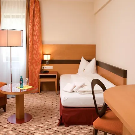 Taunustagungshotel 3* Friedrichsdorf