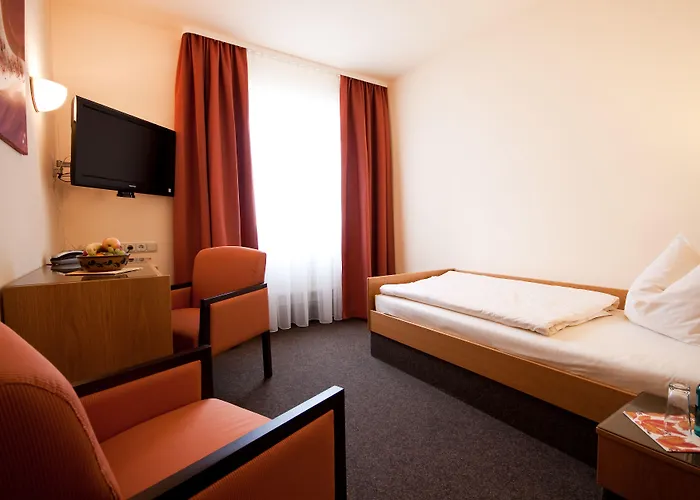 Taunustagungshotel Szálloda