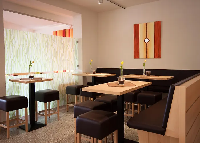 Taunustagungshotel Szálloda