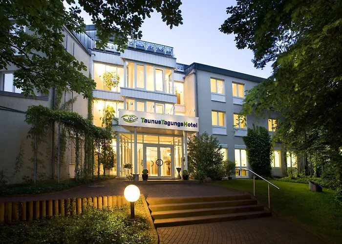 Taunustagungshotel 3*
